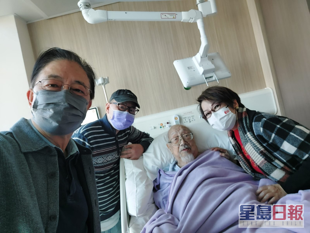 今年月初車淑梅曾經到醫院探望。