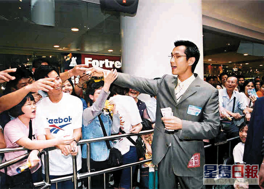 陳啟泰在2001年主持亞視遊戲節目《百萬富翁》，主持形象深入民心。