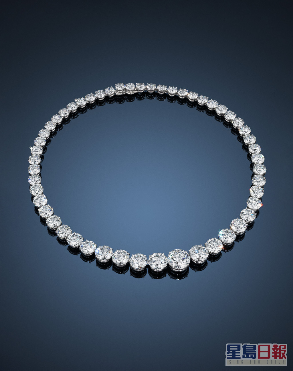 关之琳私人珠宝珍藏钻石项鍊成交价：港元4,600万。