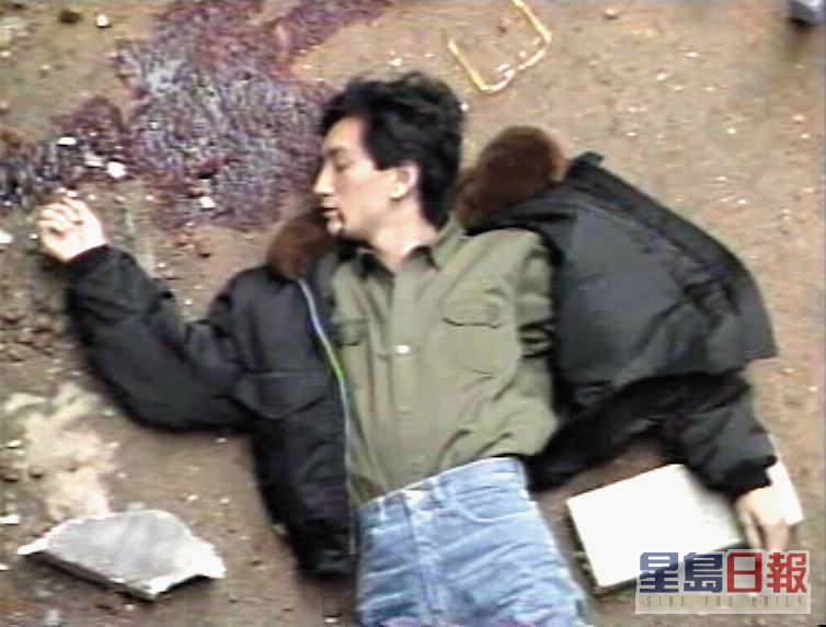 吴启华在《流氓大亨》中做反派，崭露头角。