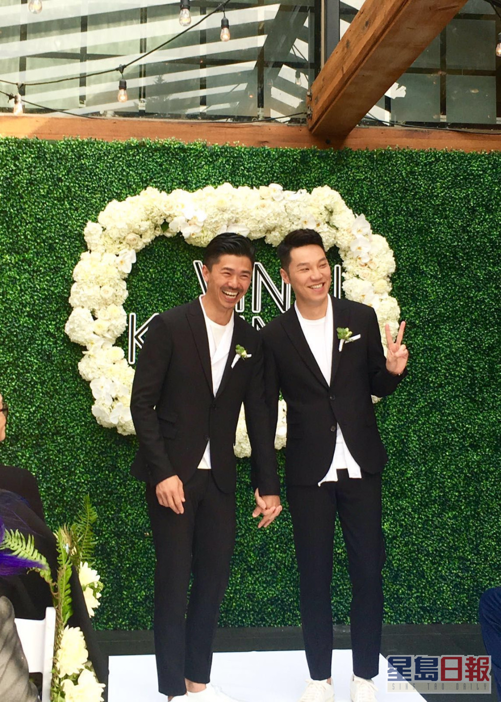 王賢誌同伴侶Kevin係首宗藝人同性婚姻，兩人2016年喺溫哥華完婚。