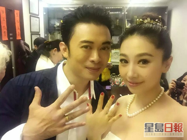贾晓晨2016年与樊少皇结婚。