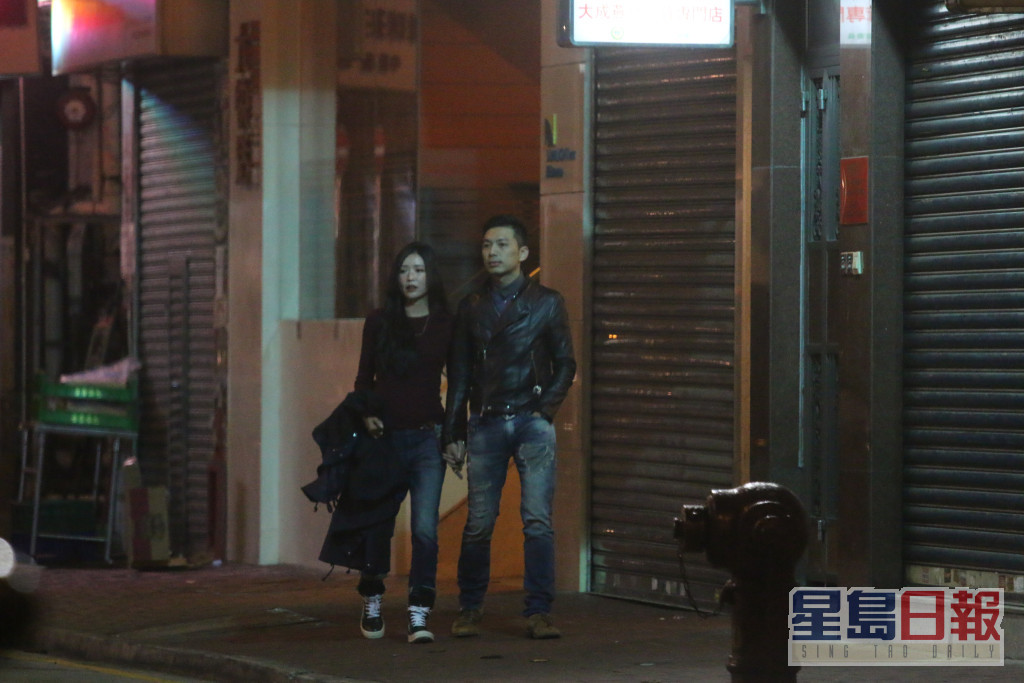 薛世恒与陈法拉分开后，2015年曾被拍到与女友拍拖。