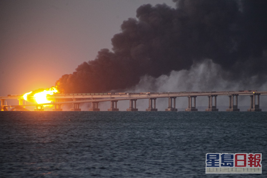 外交部发言人毛宁被问到克里米亚大桥爆炸事件时说，中方注意到报道。AP图片