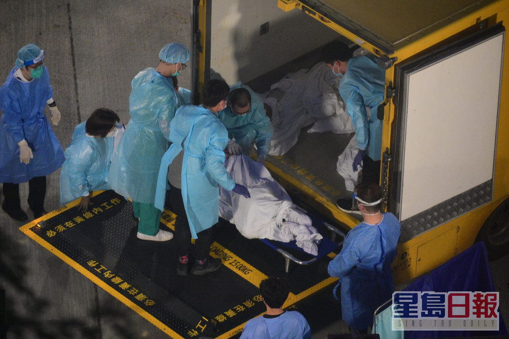 富山殓房增6个冷冻柜，可储存不少于300具遗体。