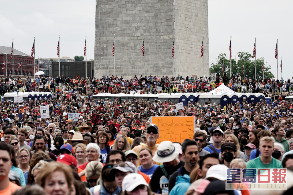 单在华盛顿有约4万人参加集会。AP