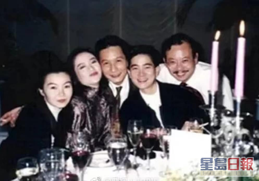 刘培基与梅艳芳齐齐出席聚会。