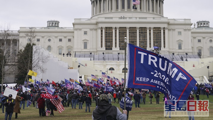 拜登批评有共和党人拒绝谴责国会暴乱。AP资料图片