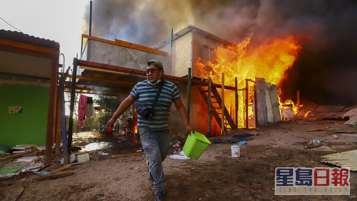 400多民居民被迫撤離。AP圖片