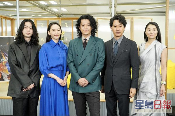 目前正播映的大河劇《鎌倉殿的13人》，演員有小栗旬。