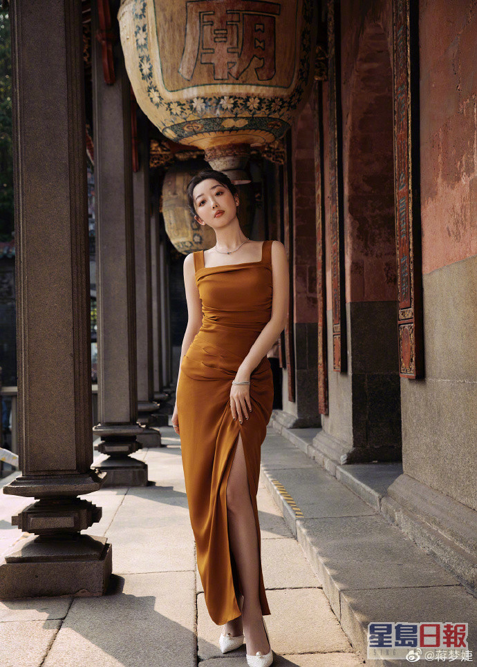 蒋梦婕出生于安徽省芜湖市。