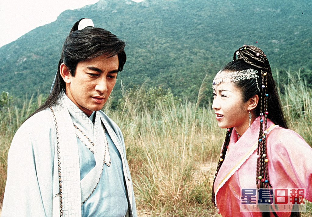 吴启华拍过2001年版《倚天屠龙记》演张无忌。
