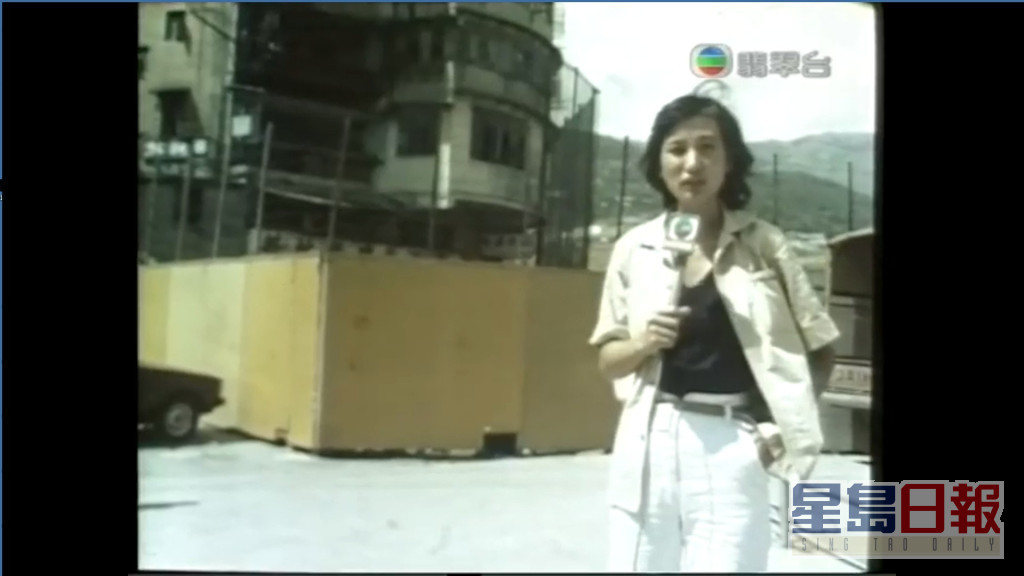 有「新闻才女」之称的叶雅媛在1979年以香港中文大学新闻系一年级学生的身份，加入了无綫新闻成为实习记者，毕业后成为了《六点半新闻报道》及《新闻透视》的主持。