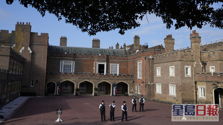 查理斯三世宣布為新皇儀式在聖詹姆士宮舉行。AP圖片