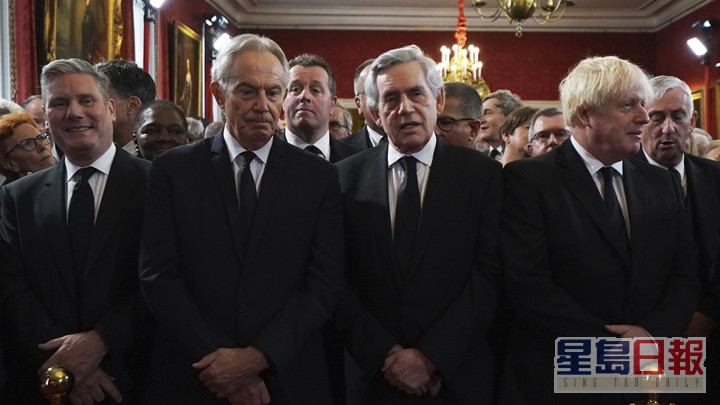 多名前首相出席儀式。AP圖片