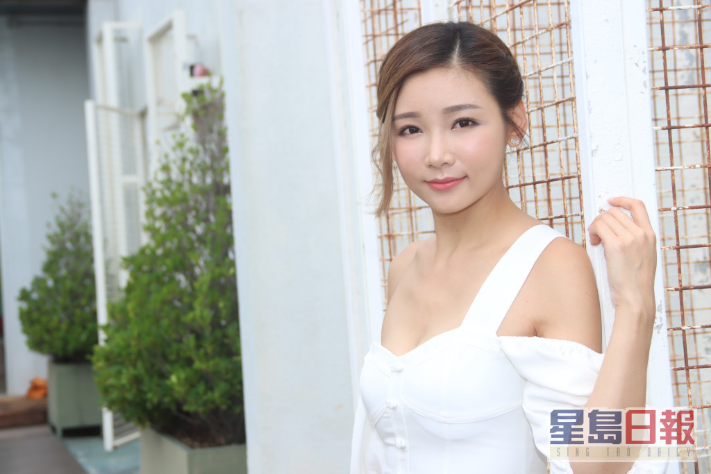 簡淑兒宣佈離巢TVB。