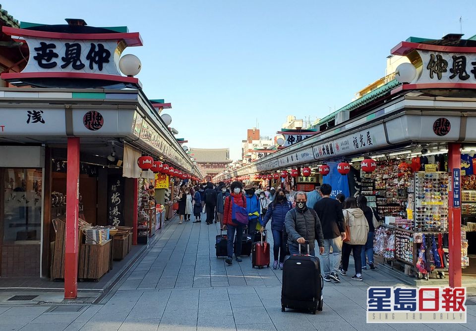 日本本月内将恢复外国旅客入境。路透社资料图片