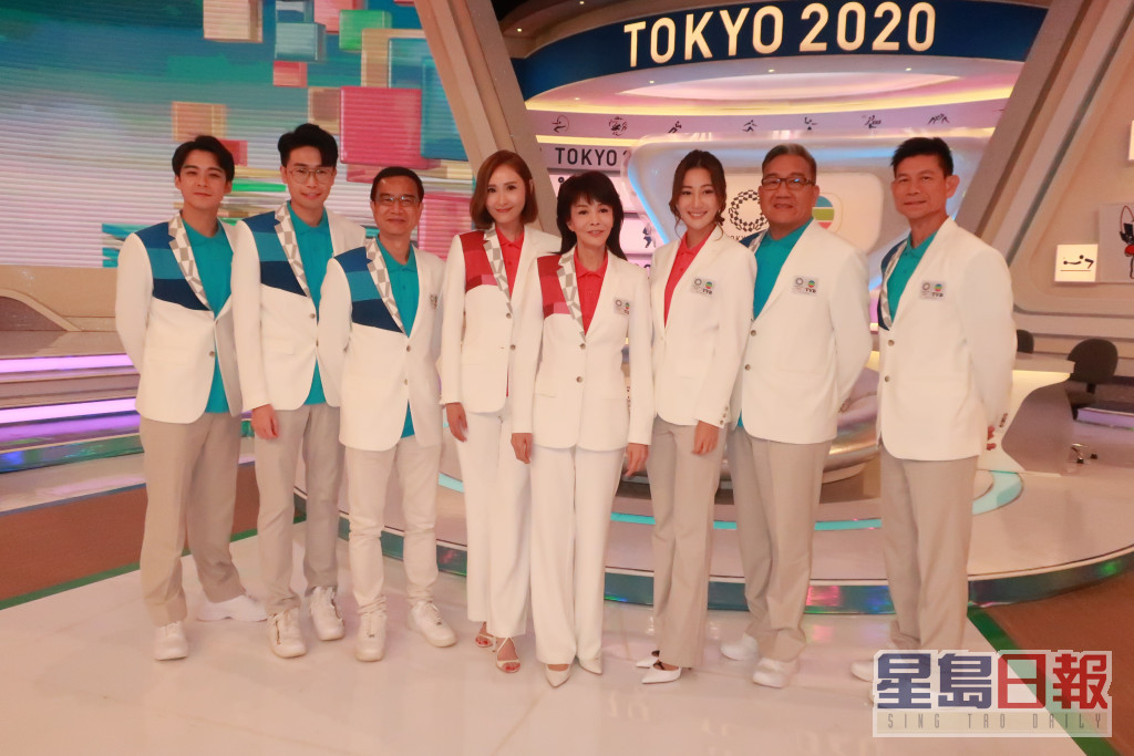 去年跟郑裕玲、锺志光等主持奥运开幕礼。