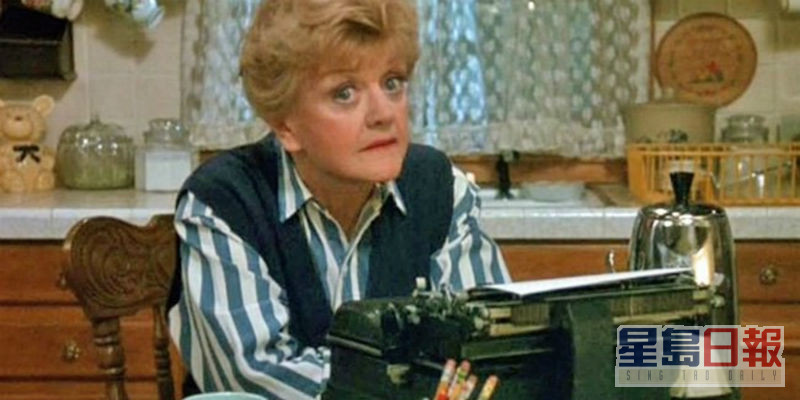 Angela凭电视剧《Murder, She Wrote》4度获封金球视后。