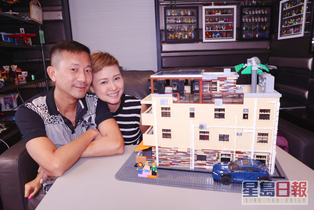 阿邦將自住的村屋，用LEGO砌成迷你版，連Mimi都大讚老公厲害。