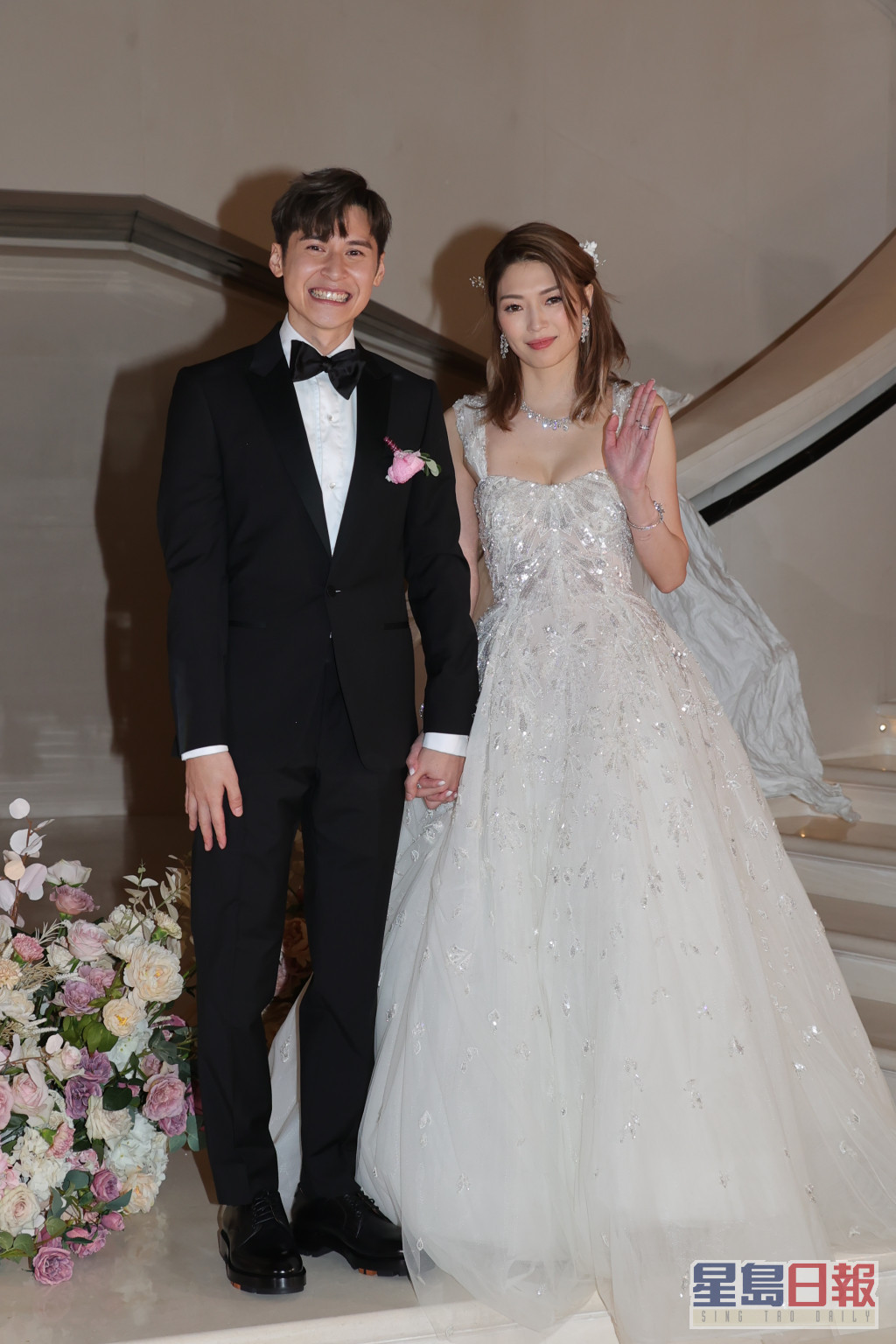 泳兒的同門藝人陳家樂娶老婆。