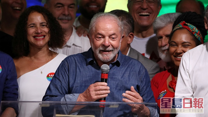 巴西前總統在大選第二輪投票中險勝，將於1月宣誓就任。路透社圖片