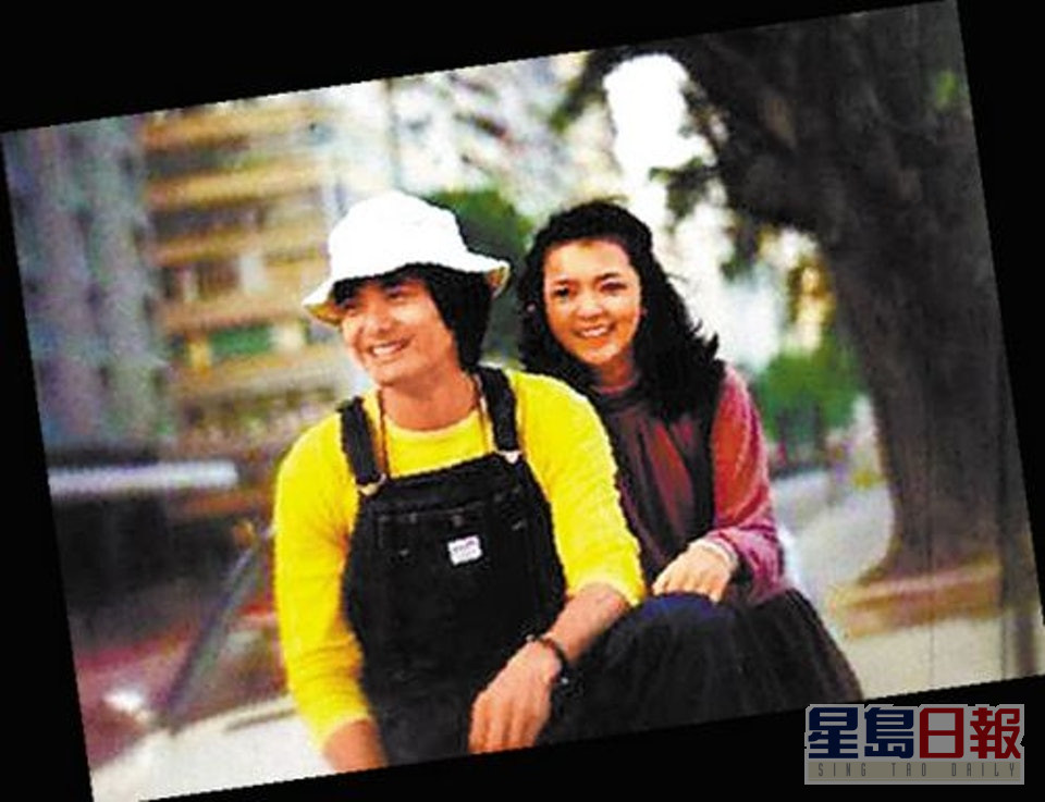 陈玉莲与周润发在1978年因为合作拍《大亨》而擦出爱火，两人更被视为金童玉女，不过最终这段恋情只是维持了5年就告终。
