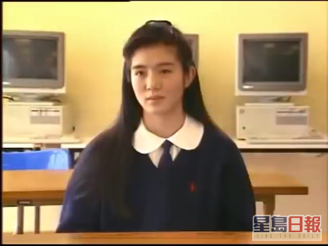 网上早前亦流传当年杨采妮为刘家杰主持的《英语一分钟》片段。