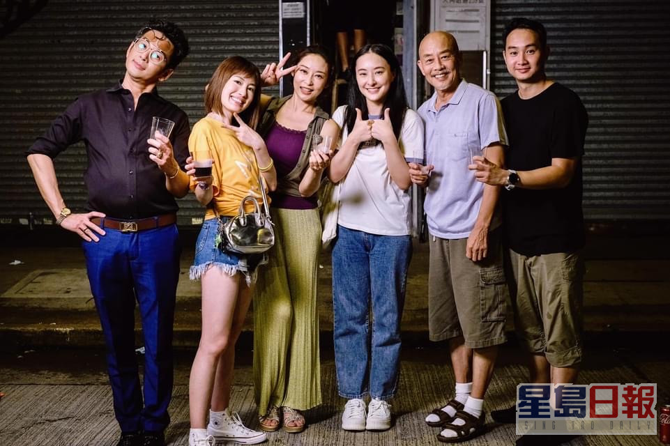 陈滢近日于TVB台庆剧《美丽战场》担正做女主角，演技获赞更被网民指是视后热门人马。