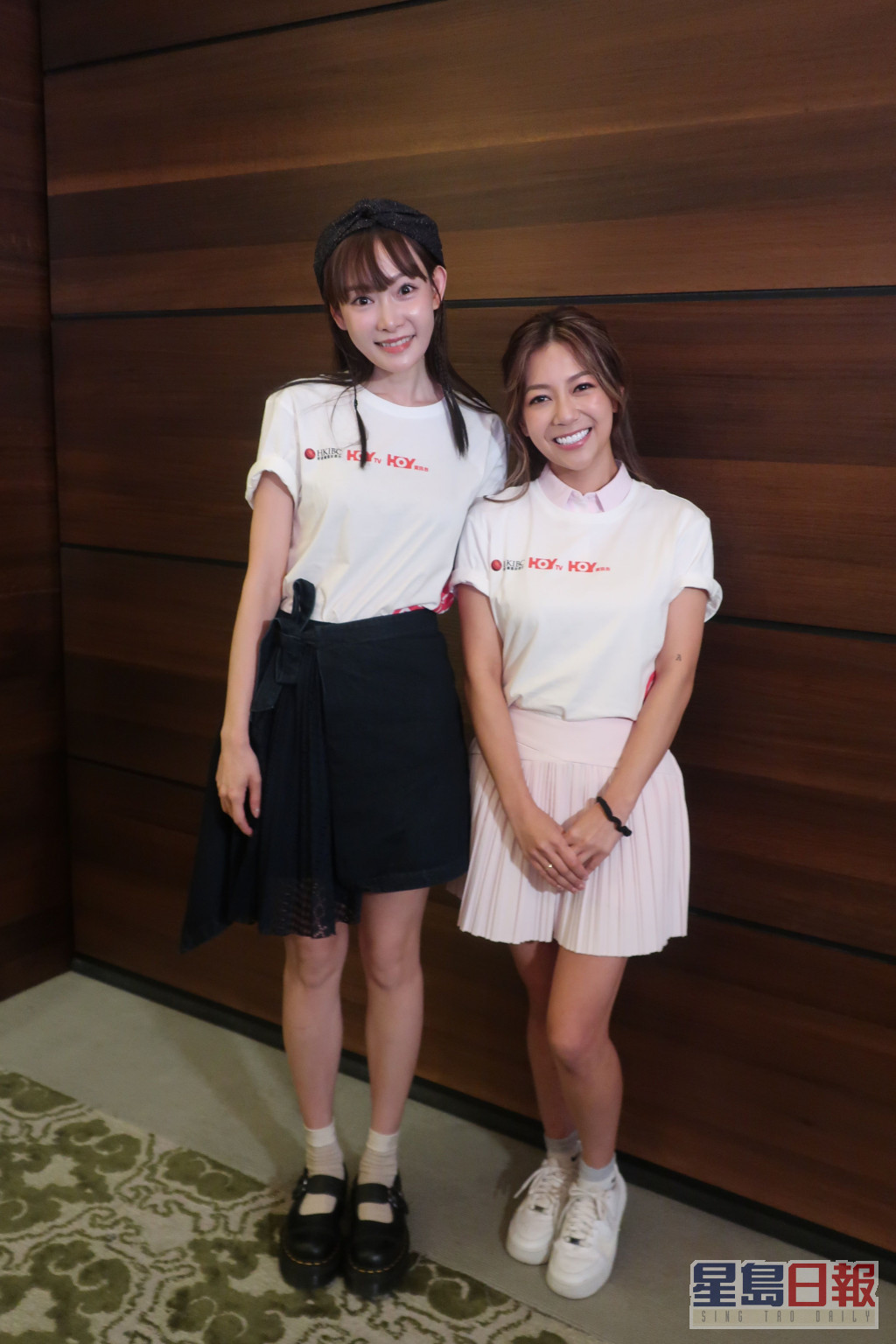 Stephanie及Aka一起出席HOY TV「杭州第19届亚运会」启动礼。