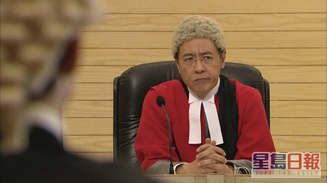高俊文因多次在剧中演出法官角色，被封为「御用法官」。