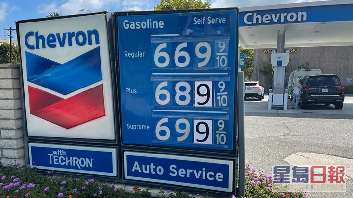 美國國內汽油價格近日高企。路透社圖片