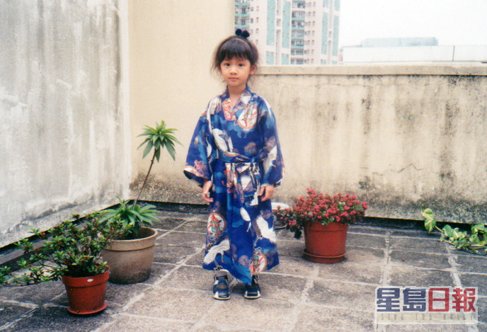 蔡思貝小時候已經好標緻，長大後更成為香港小姐。