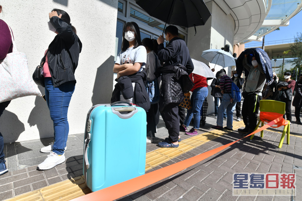 政府表示措施為便利需檢測巿民進行檢測，包括擬前往內地的市民。盧江球攝