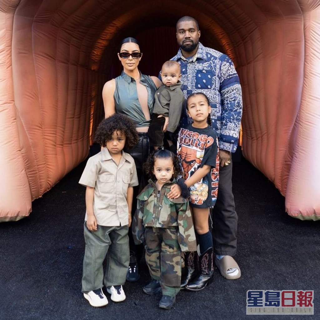 Kim和Kanye离婚后，二人为4名子女的抚养权打官司。
