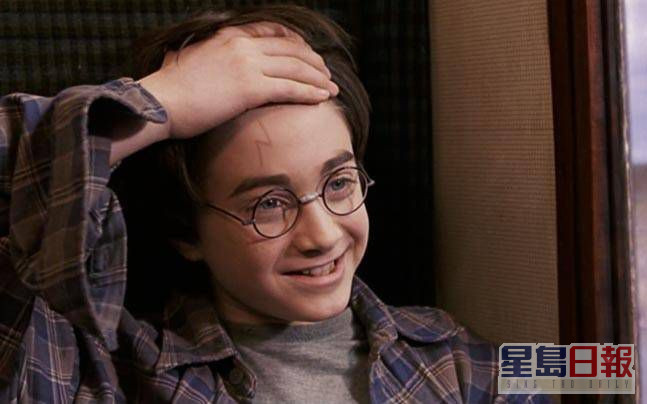 羅琳表示會考慮修改哈利額上如「Z」字的閃電疤痕。