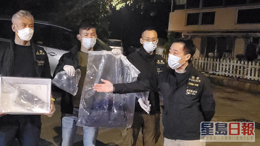 警方昨晚在大埔涉事现场检获大批证物。蔡楚辉摄