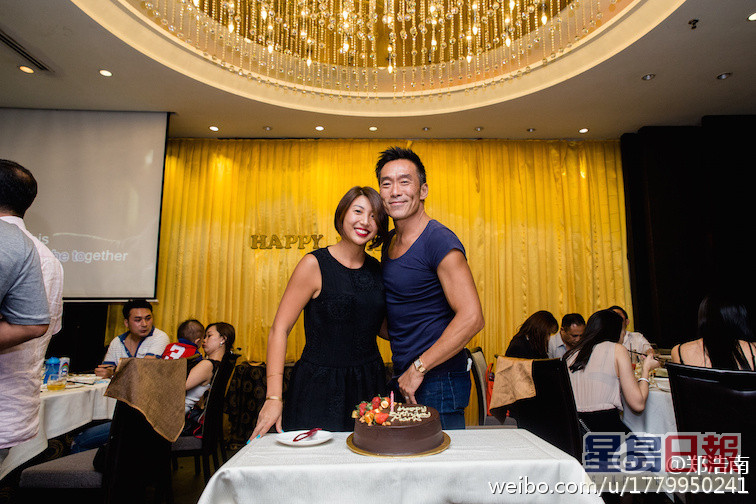 郑浩南9月中出席电影《壹狱II 劫数难逃》煞科宴时自爆20年婚姻现危机。