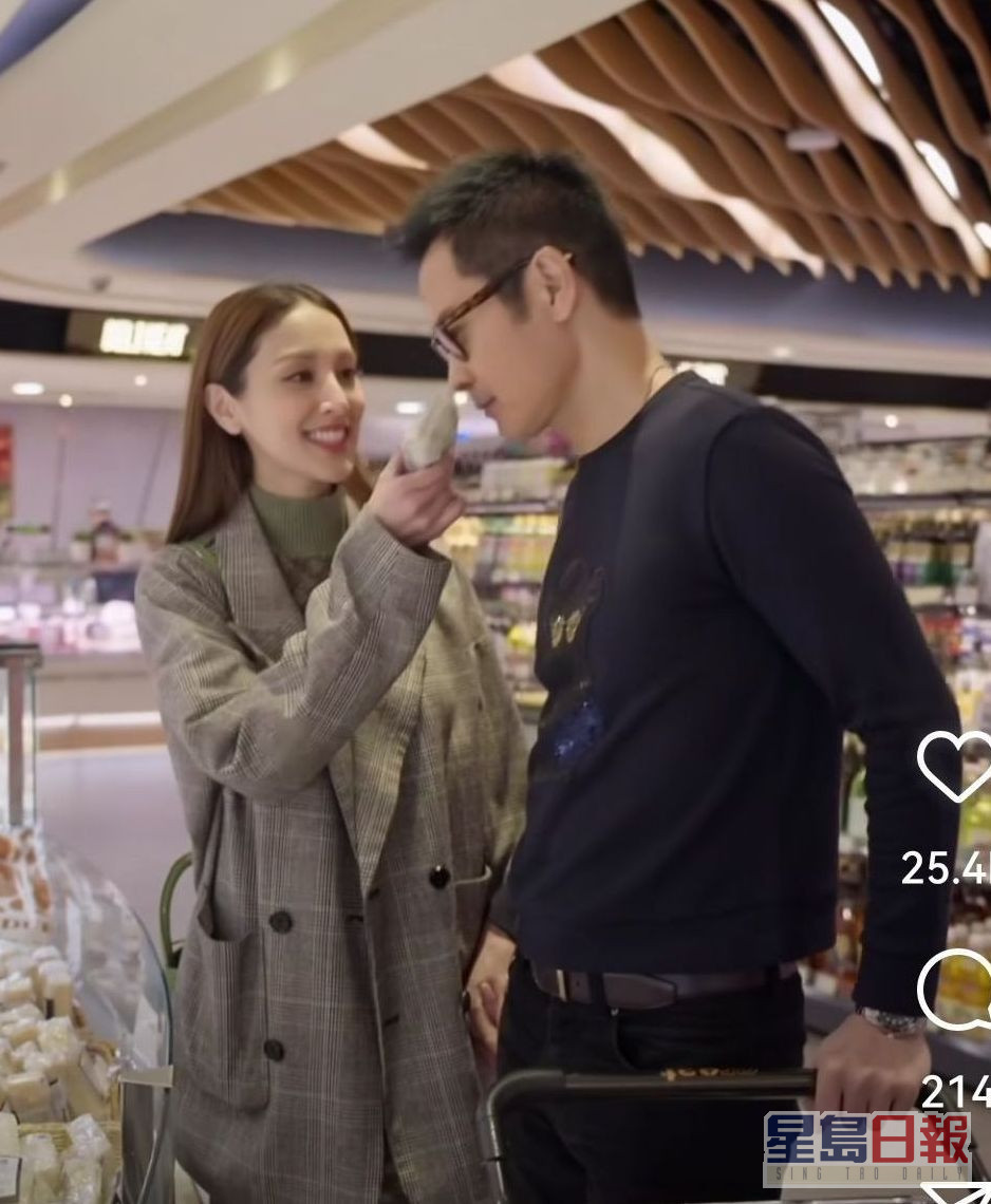 TVB广告天后陈凯琳同老公郑嘉颖拍住上赚钱。