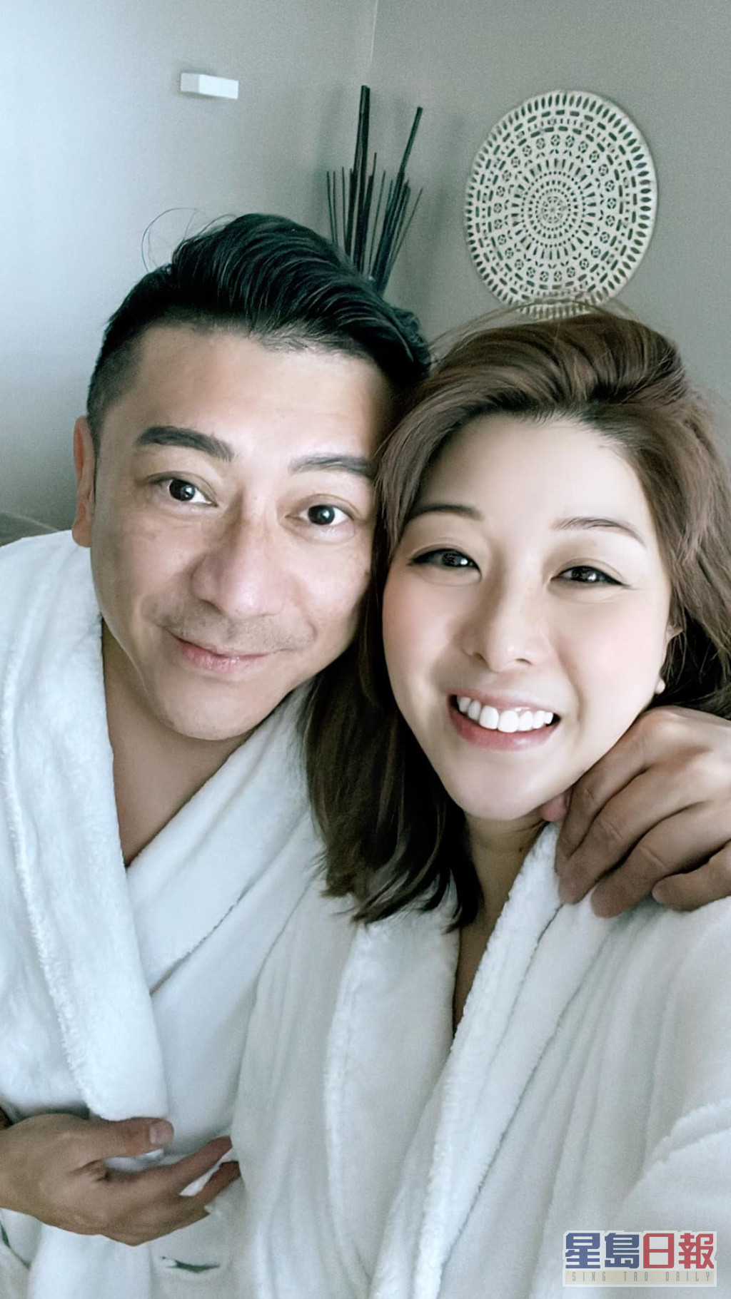 2019年更遇上第二春Manfred Lau，今年6月再婚。