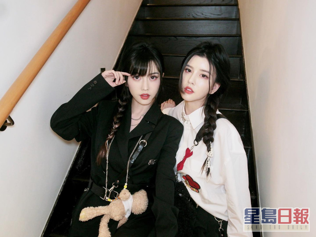 By2妹妹Yumi（左）被李靓蕾指与王力宏有暧昧关系。