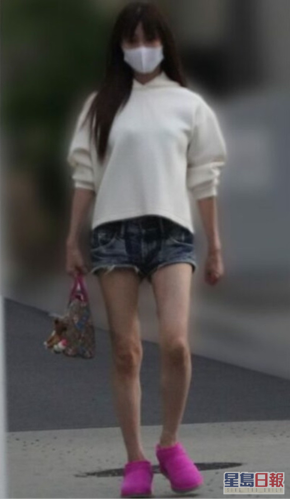 深田恭子近日被拍到身形瘦咗好多，有傳她酗酒。