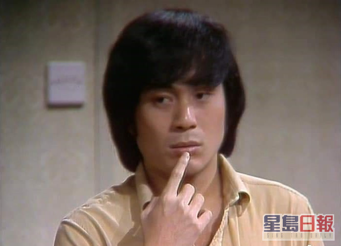 鍾偉強曾演出《電視人》、《追族》及《沈勝衣》等劇集。