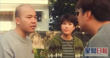 1997年，黄伟文曾拍电影《初恋无限Touch》。