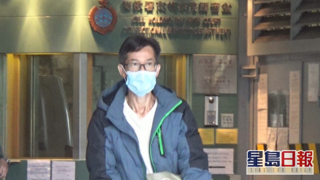男被告郭伟贤离开法庭。