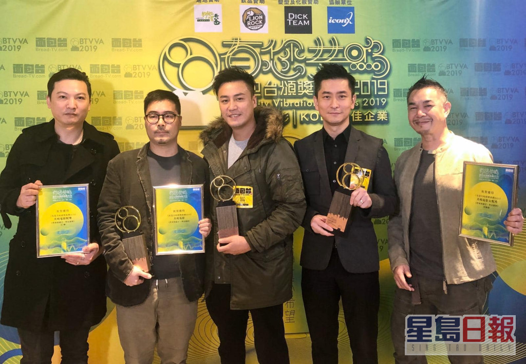 江晖（左）因电影《作家的谎言：笔忠诱罪》获颁「共鸣电影配乐」奖项。