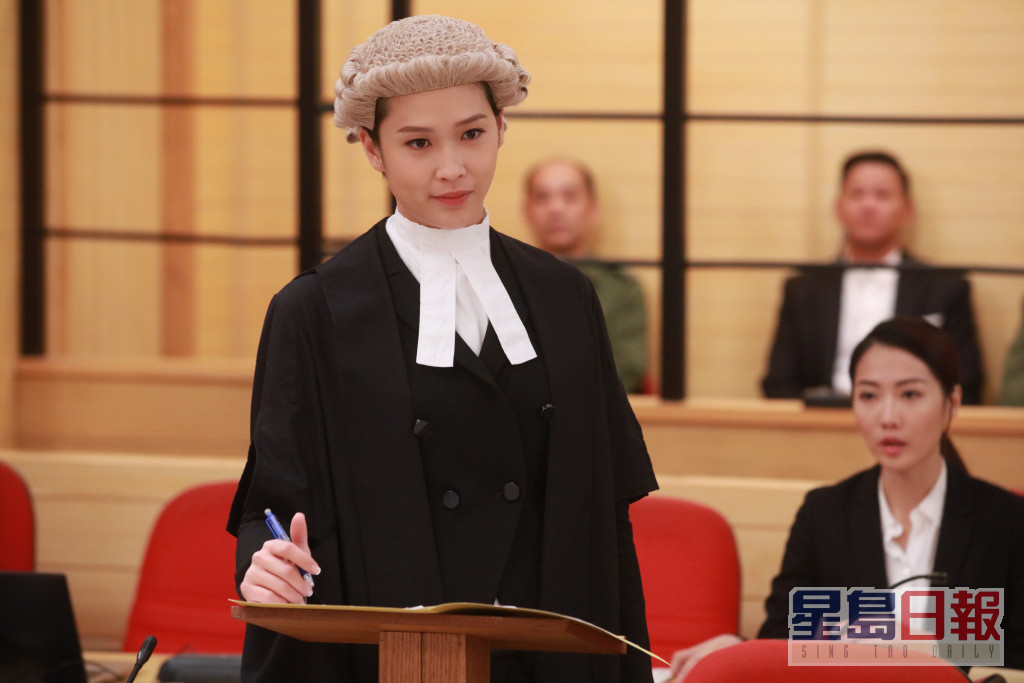 蒋祖曼去年拍摄《逆天奇案》，首次演大律师获好评。