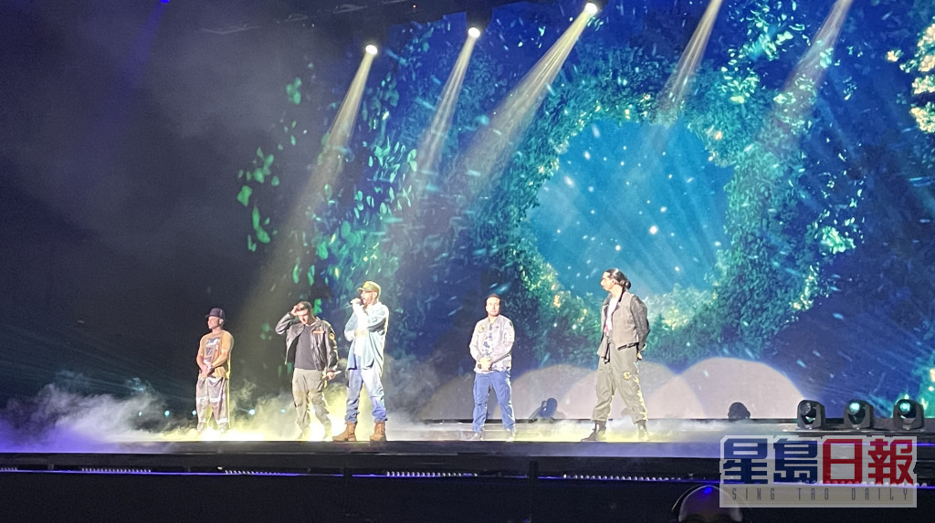 Backstreet Boys一连两场《DNA World tour 2023》世界巡回演唱会香港站在亚洲博览馆演出。
