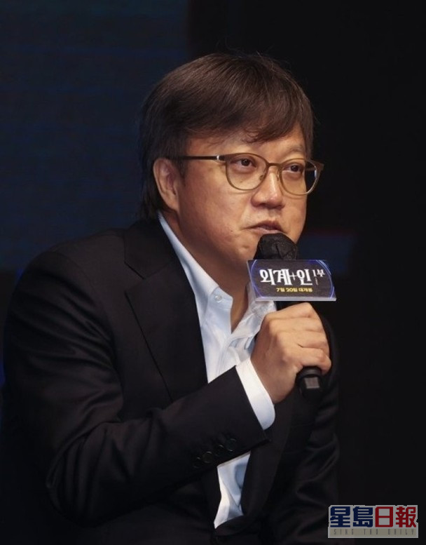 导演崔东勋爆金宇彬病愈后主动要求合作，就算小角色都可以。