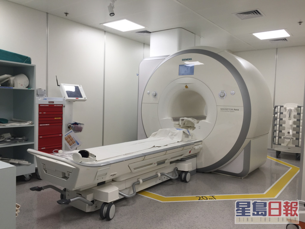 关日华更指出香港研究分析数据准确，因个案都以磁力共振检查心脏，判断是否患上心肌炎。资料图片